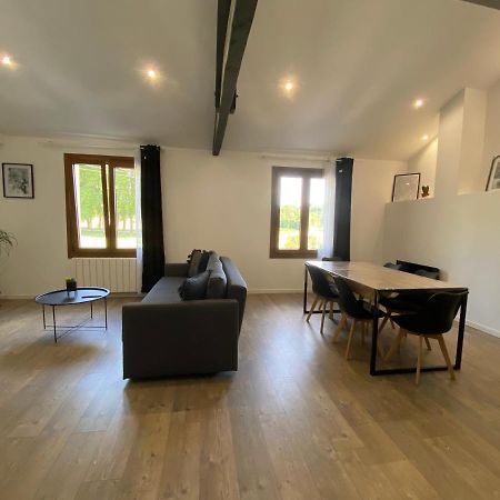 Logement Calme Et Confortable Au Coeur De Loupiac Loupiac  Bagian luar foto